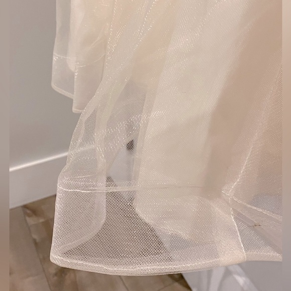 Tulle Dress Flower Embroidery- Size S - Picture 4 of 4